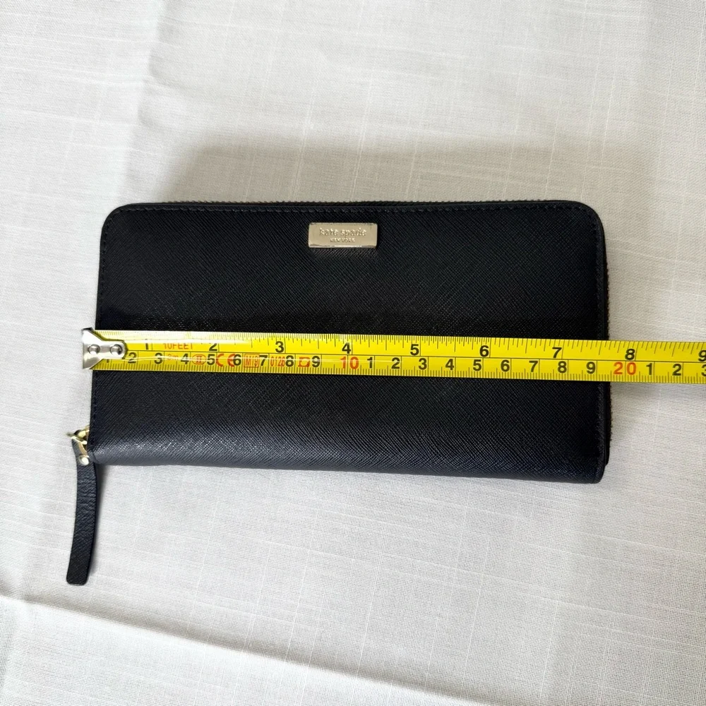 Kate Spade Black Leather Continental Zippered Wallet Faux Leather Neutral
